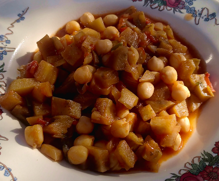 Aubergines coupées en cube